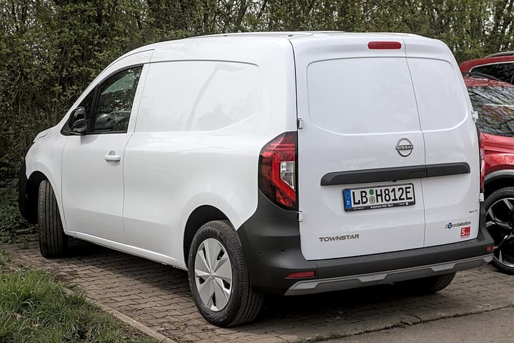 Nissan Townstar EV (passenger / Combi)